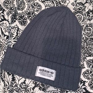 Adidas beanie